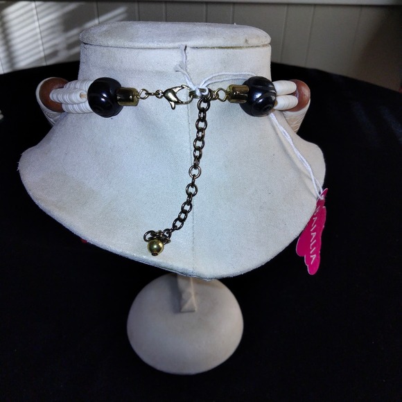 Iris Apfel & Bajalia Wood, Bone and Resin Multicolored Beaded Statement Necklace - Picture 5 of 12